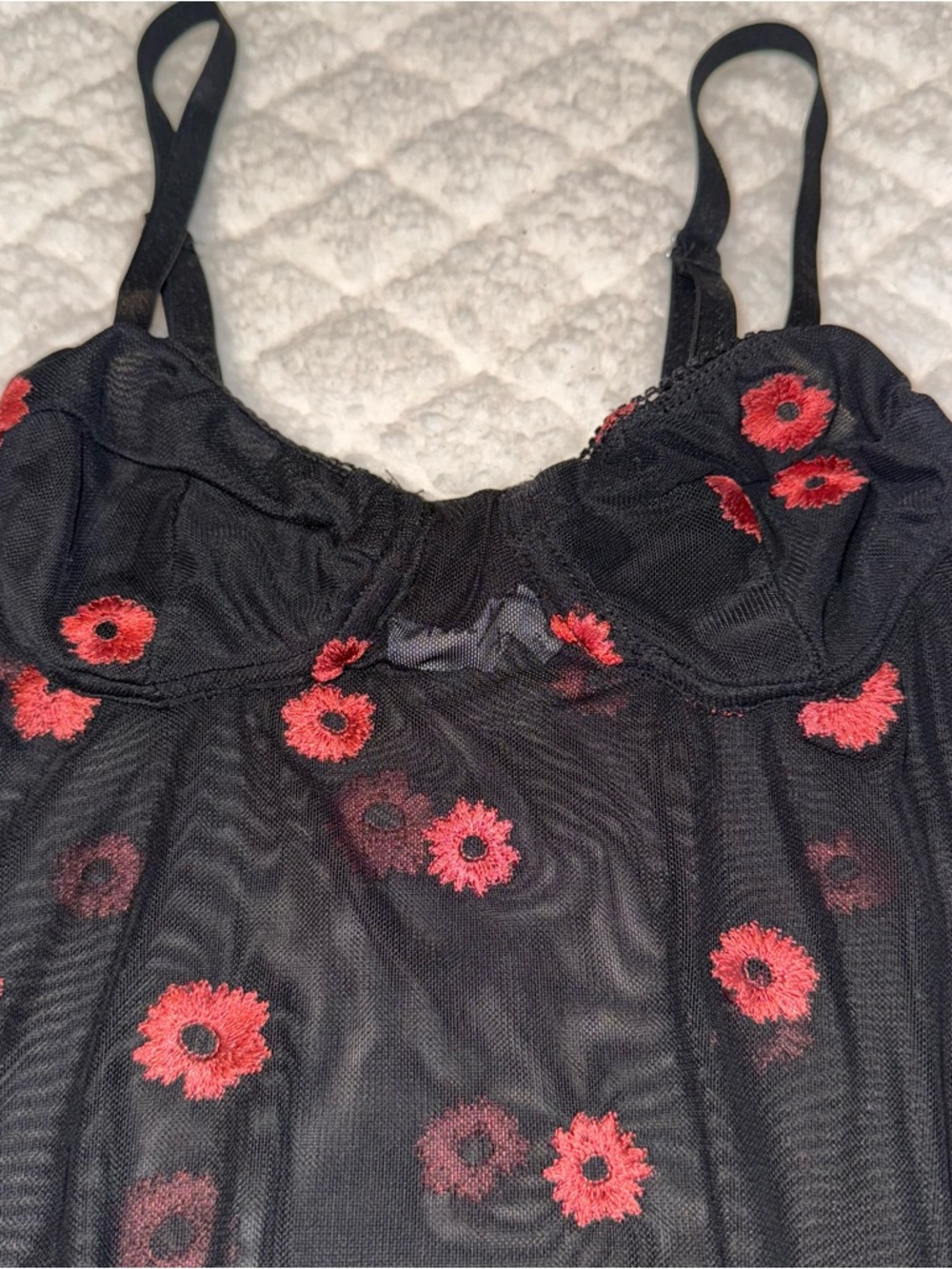 Princess Polly Mesh Bodysuit with Flower Design - Picture 3 of 5